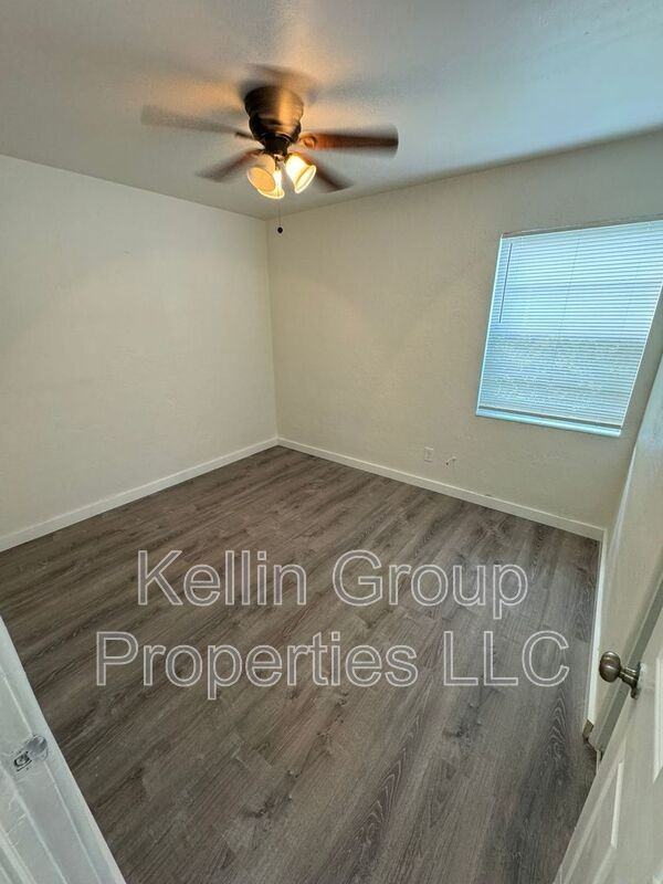 2027 37th St S - Photo 7 of 12