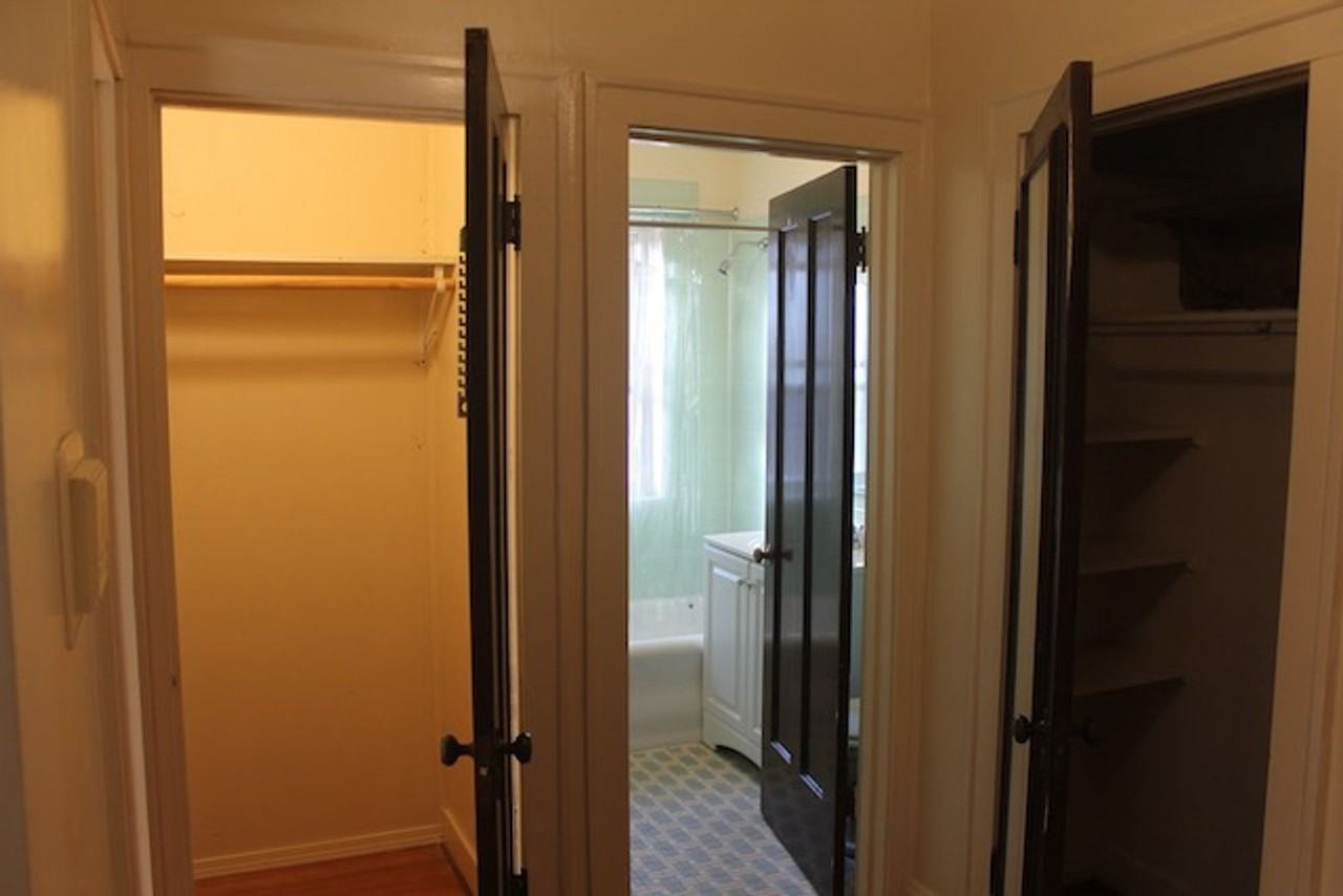 234 - *Custer-Dobson Building* - Photo 7 of 9