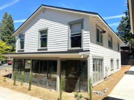 featured image of 19819 Hollygrape St