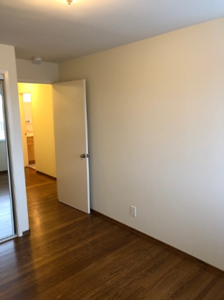 1608 5th Ave - Photo 6 of 25