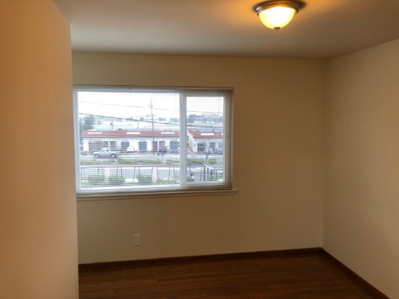 1608 5th Ave - Photo 7 of 25