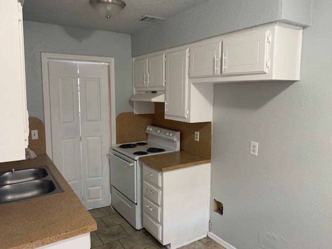 College Park LLC - Photo 3 of 9