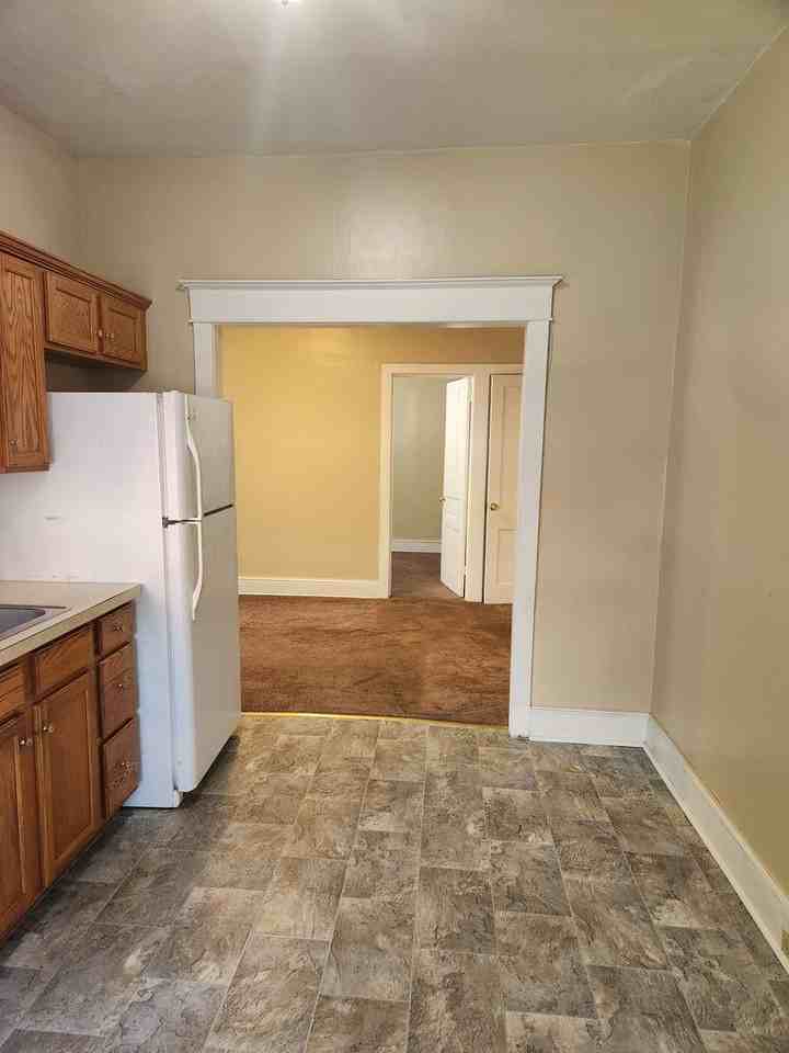 chv-002 ; 530 High Street - Photo 3 of 23
