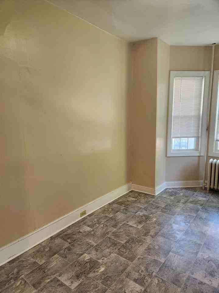 chv-002 ; 530 High Street - Photo 4 of 23