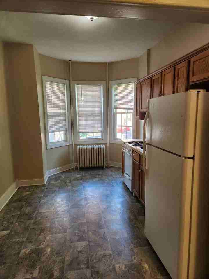 chv-002 ; 530 High Street - Photo 5 of 23