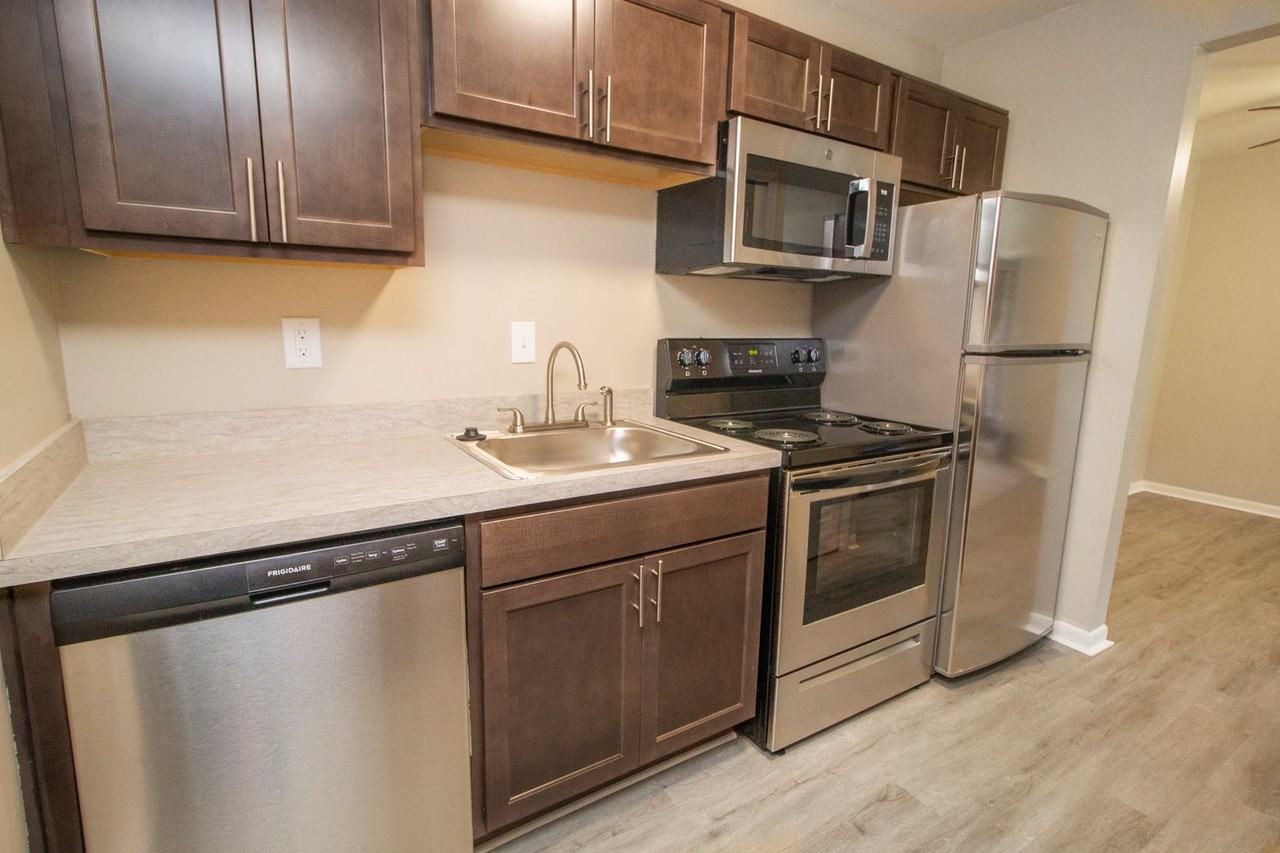 3325 Watkins Lake Rd. - Photo 5 of 9