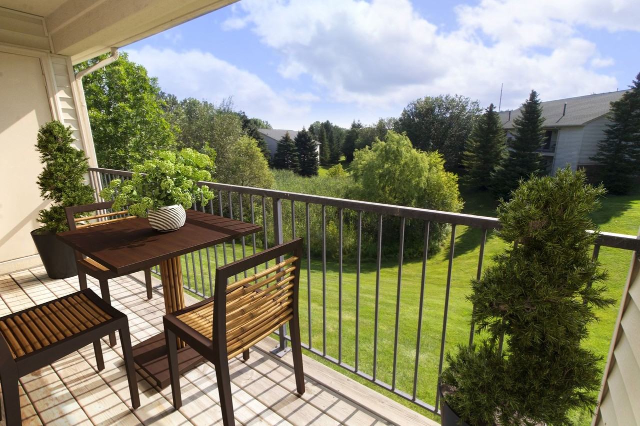 2450 Norfolk - Photo 7 of 17