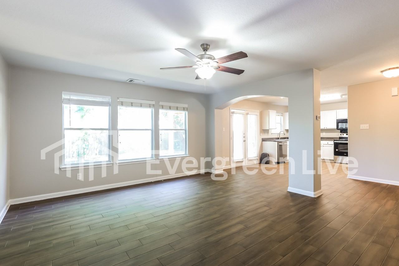 211 Roswell Cyn - Photo 2 of 17