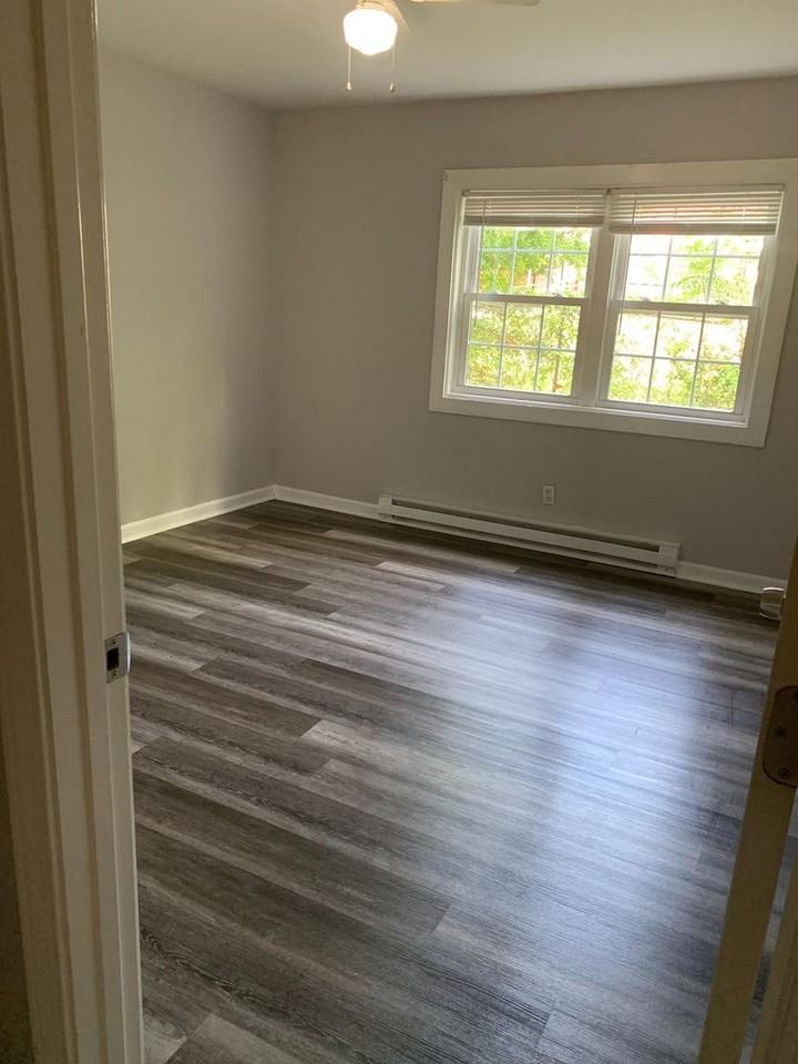 1015 Rosser St Nw #1 - Photo 5 of 9