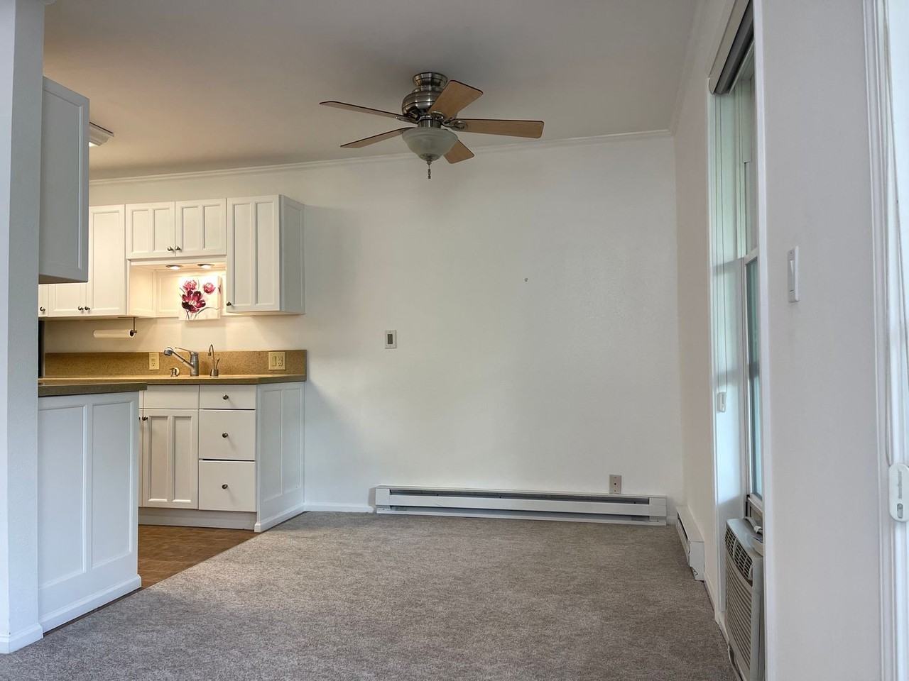 832 100th Ave Ne #104 - Photo 6 of 14