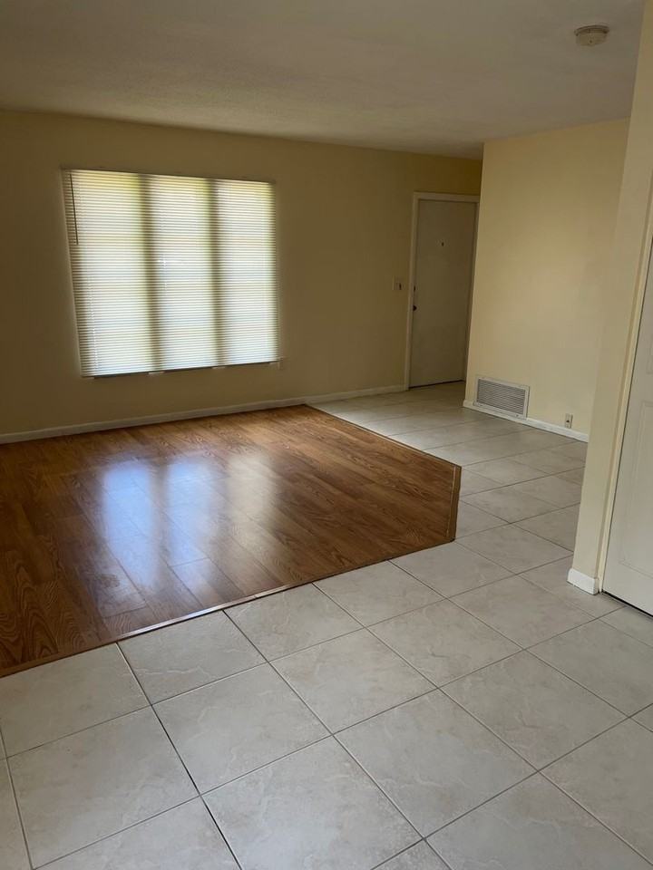 21310 Stillwater Ave - Photo 4 of 19