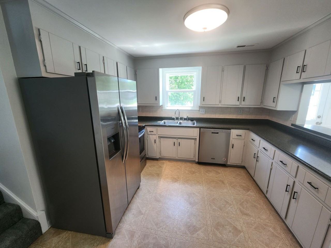4364 Cypress Dr - Photo 6 of 9