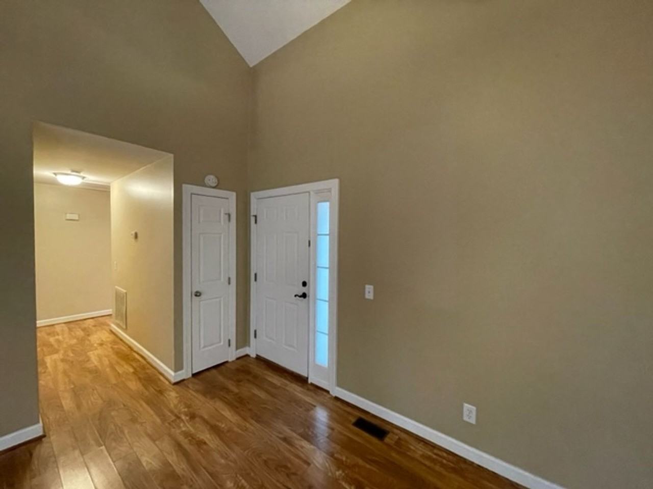 1017 Bren Arbor Ct - Photo 2 of 27