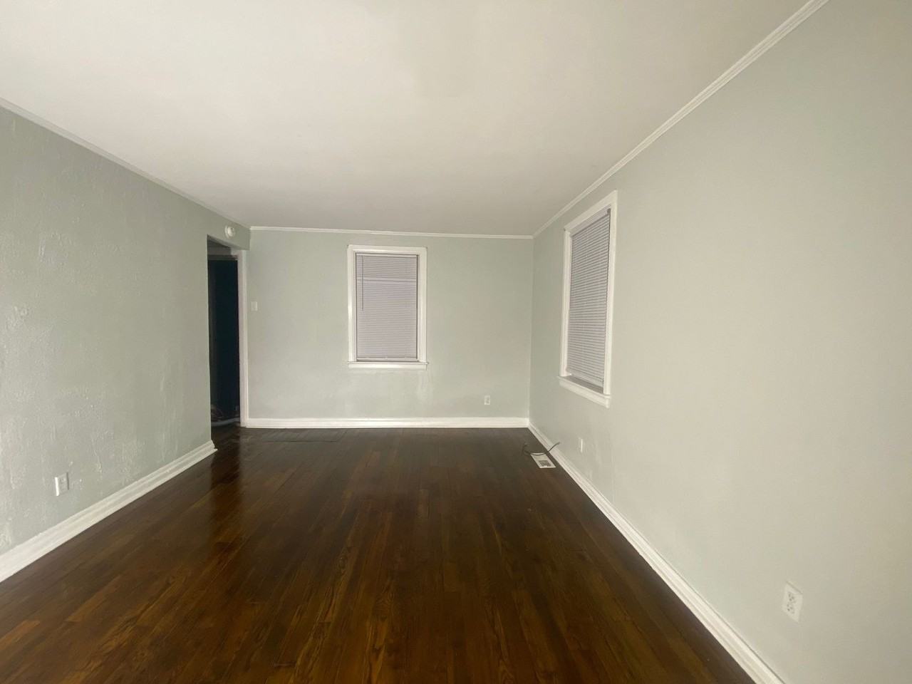 917 Fahs St - Photo 2 of 12