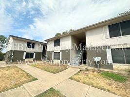 featured image of 1207 N Clay St