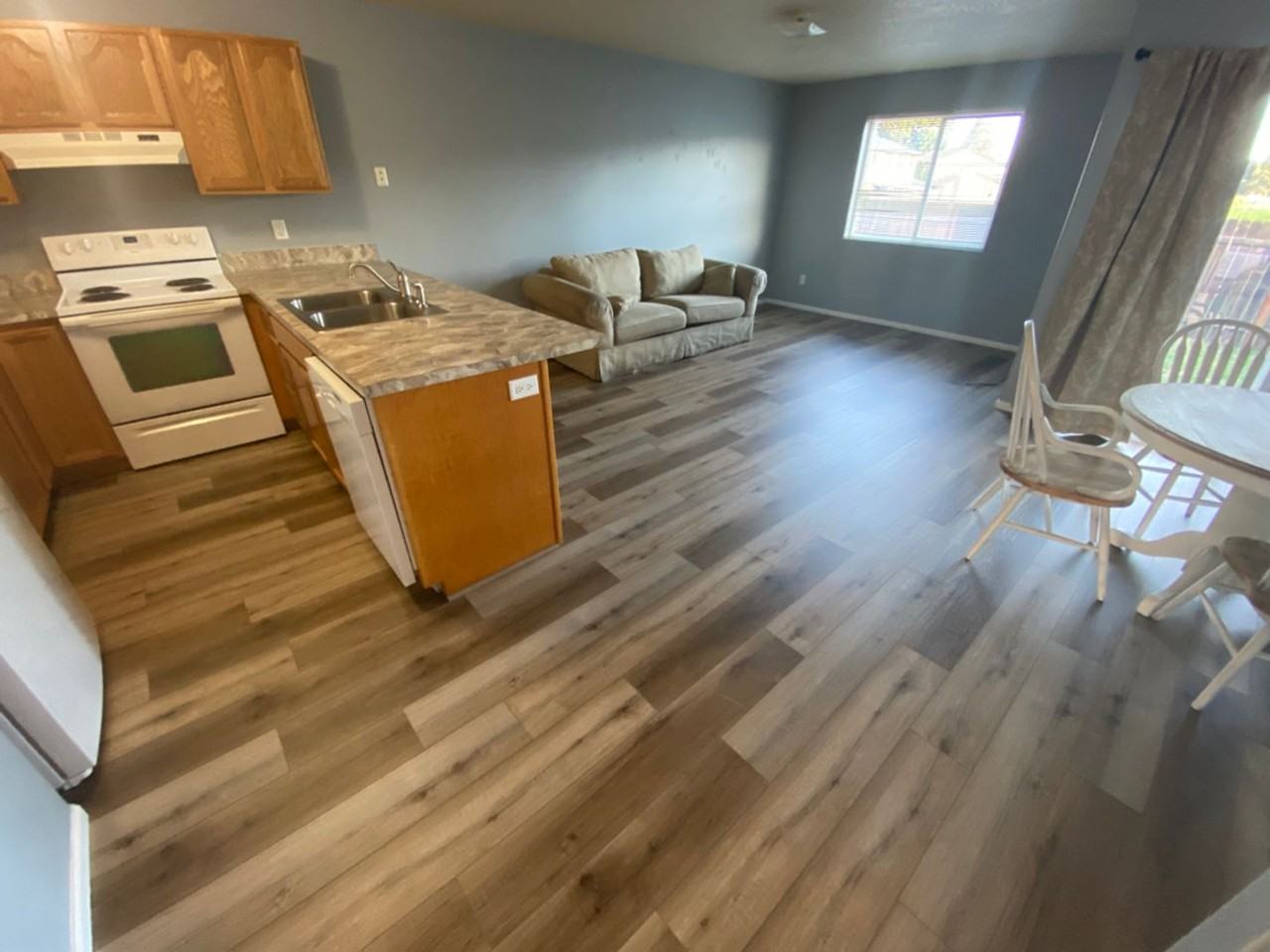 758 N Cloverleaf Loop - Photo 5 of 16