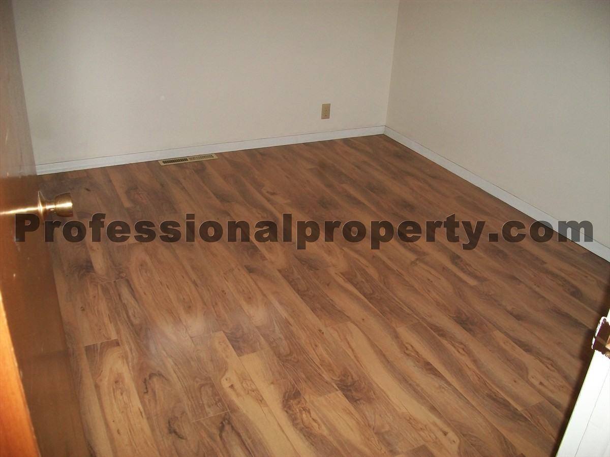 DIX200 - Photo 3 of 7