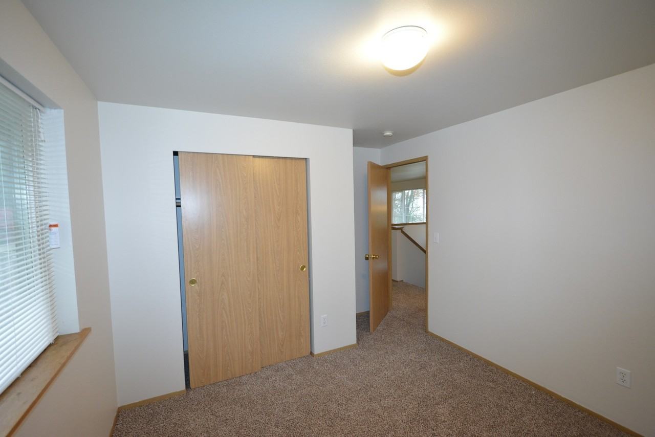 11212 67th Avenue Ct E - Photo 7 of 22
