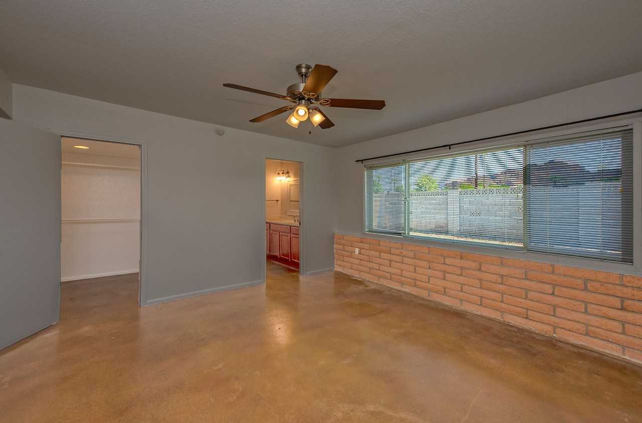 4456 East Campbell Avenue - Photo 6 of 12