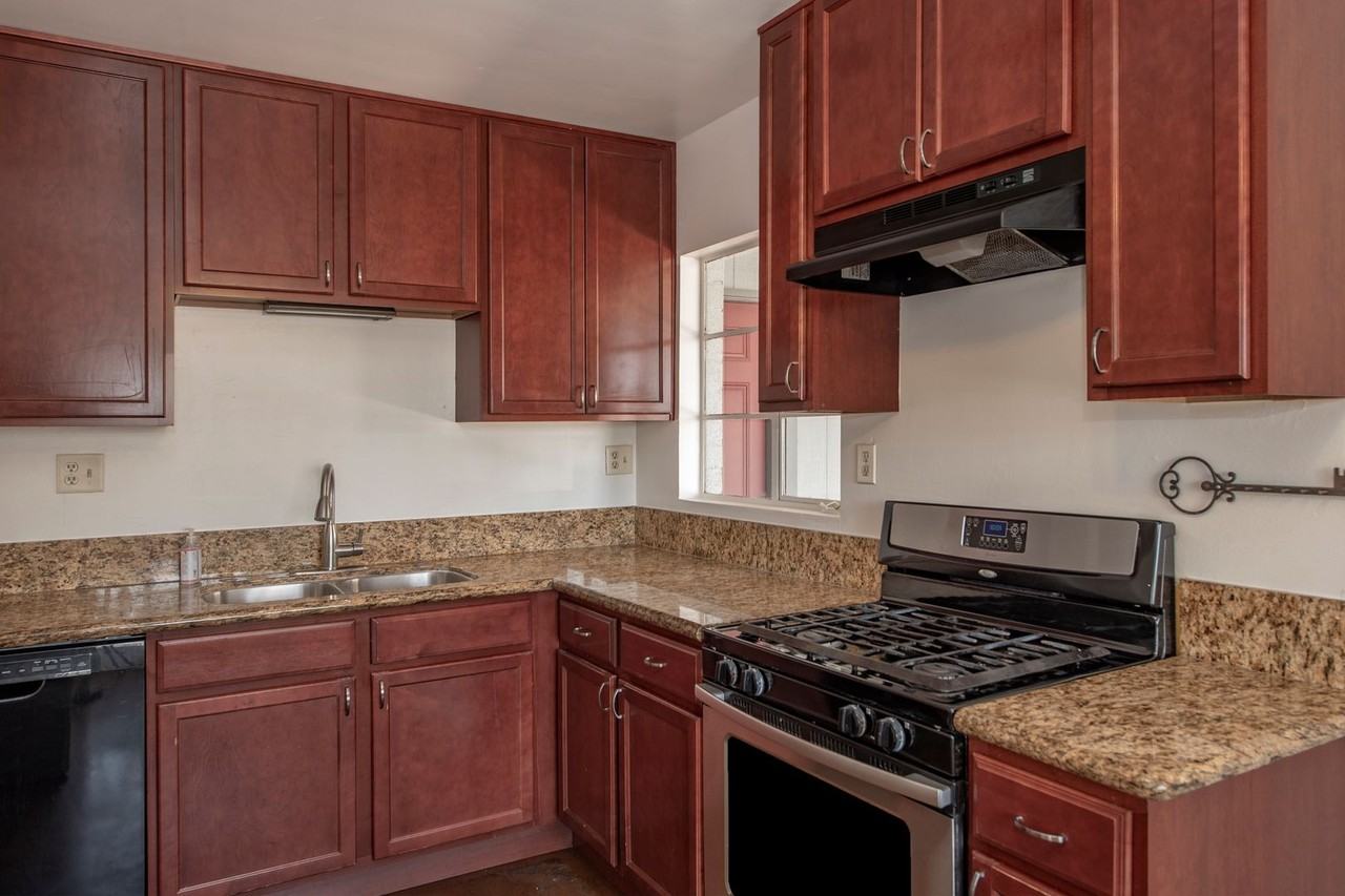 4456 East Campbell Avenue - Photo 3 of 12