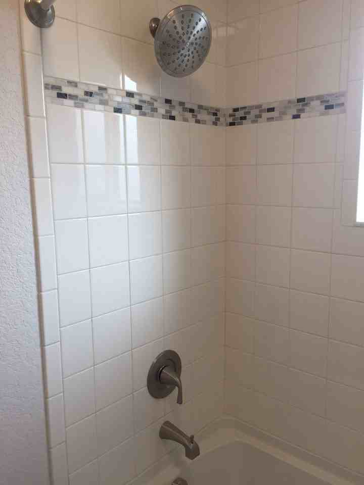 1014 W 16th St - Photo 5 of 24