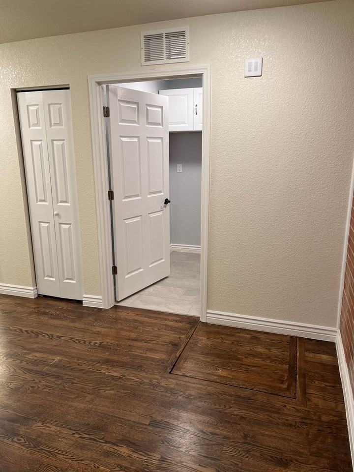 1430 Rice Ave - Photo 6 of 15