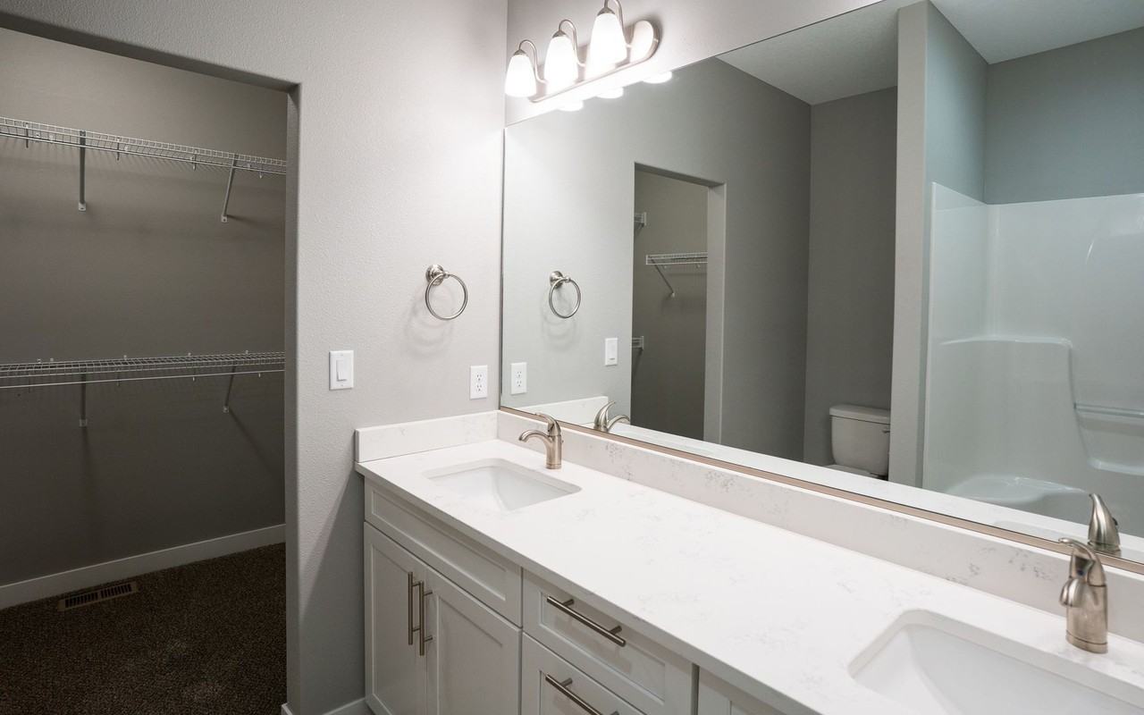 615 Se Tallgrass Ln - Photo 7 of 16