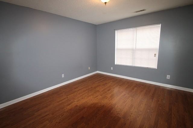 1056 Cherry Meadow Ln - Photo 6 of 7
