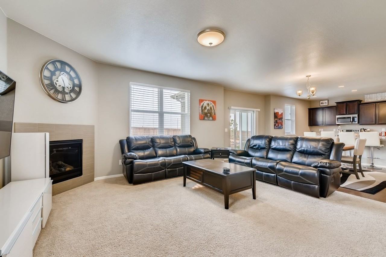 16735 W 86th Ln - Photo 6 of 28