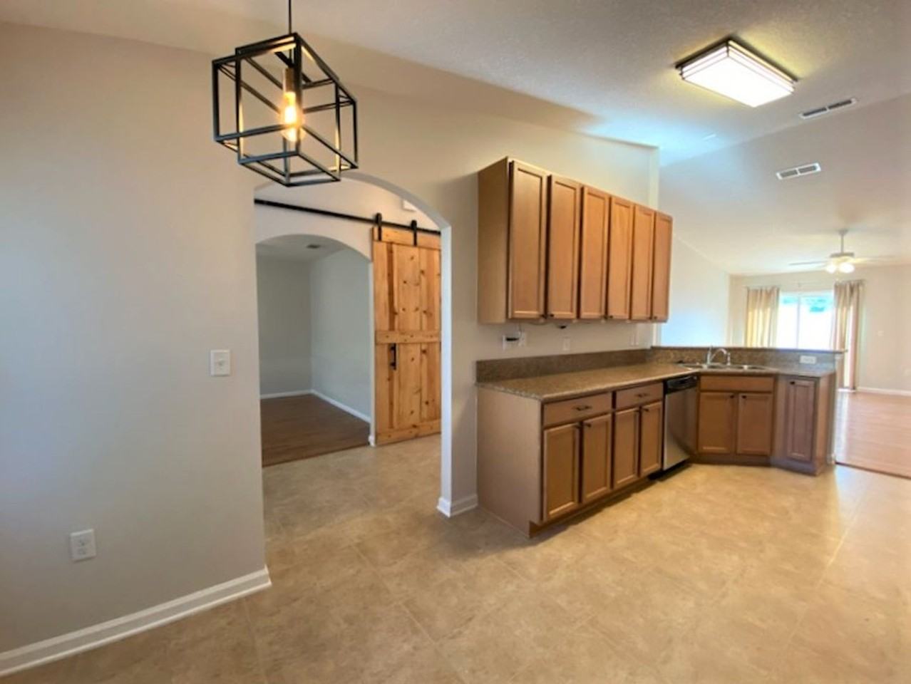 5345 Peach Blossom Blvd - Photo 4 of 19