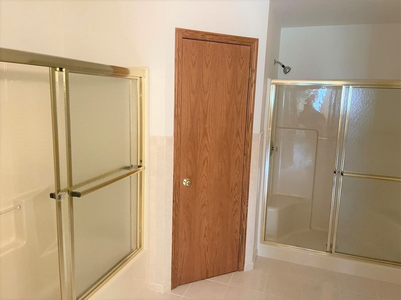 3725 Mercedes Pl - Photo 6 of 9