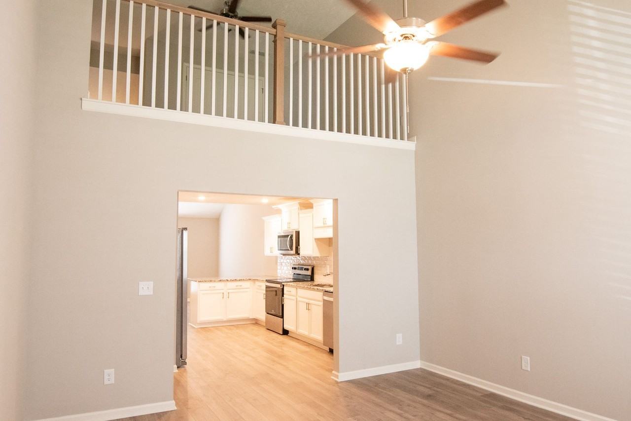 3203 Icelandic Dr - Photo 3 of 18