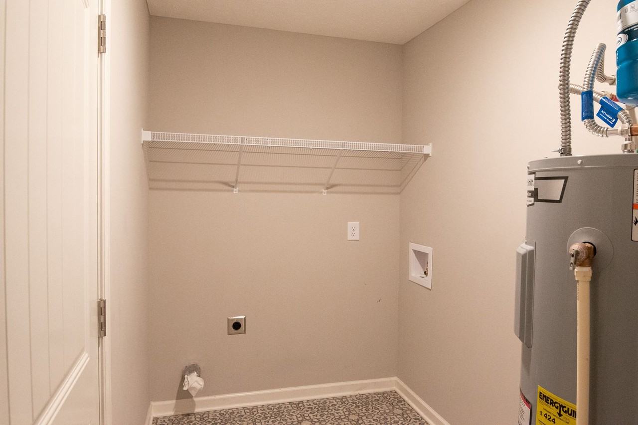 3203 Icelandic Dr - Photo 5 of 18