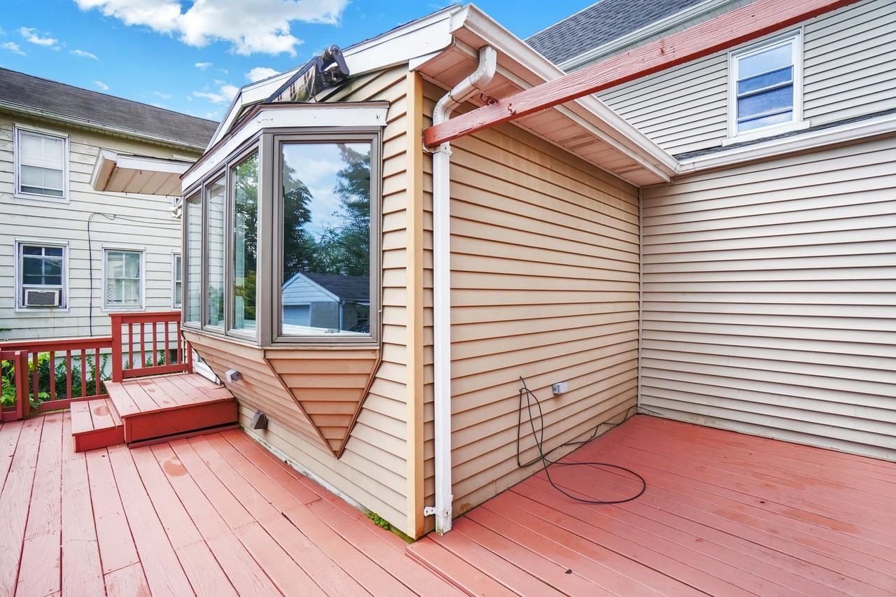 2437 S Queen St - Photo 3 of 20