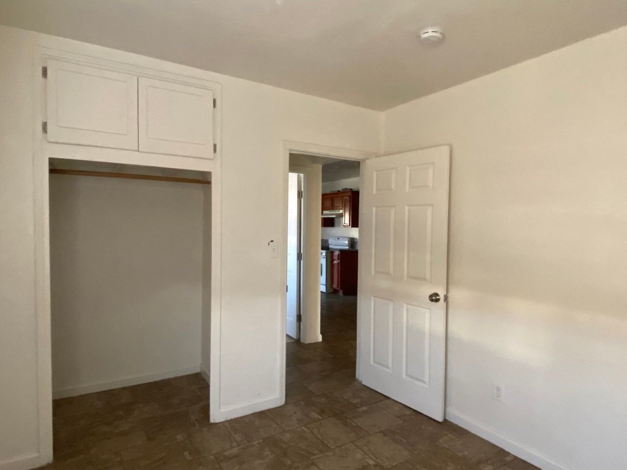 520-530 Union Ave - Photo 6 of 12