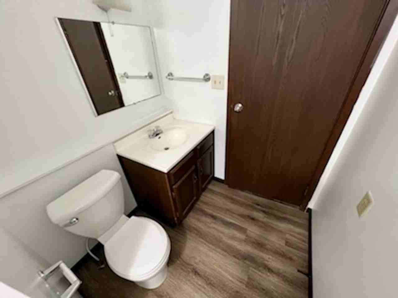 117 N Church Street - Photo 5 of 17