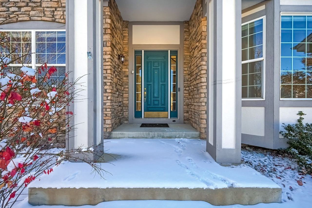 7142 Winter Ridge Dr - Photo 2 of 28