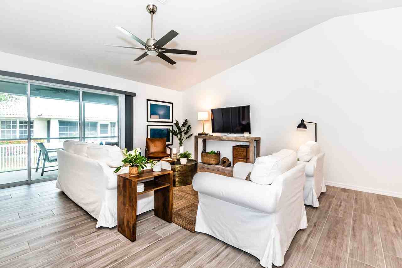 215 Lewis Cir #111 - Photo 4 of 40