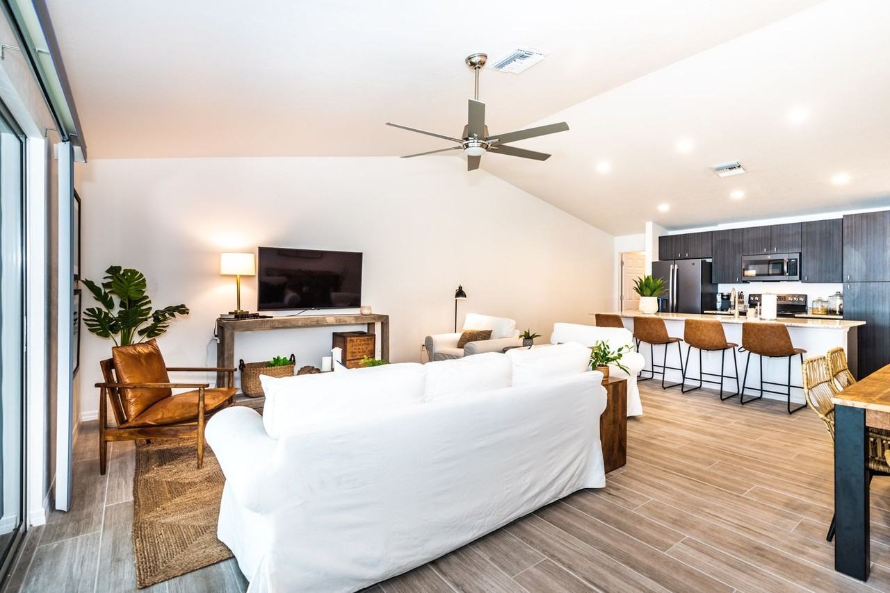 215 Lewis Cir #111 - Photo 5 of 40