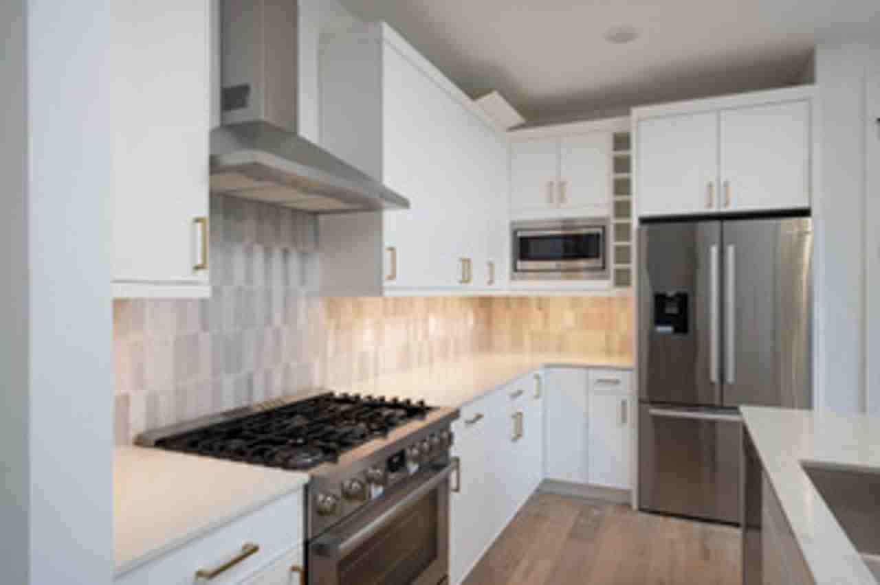 Luxury Condo - Photo 2 of 13