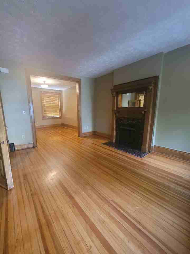 560 S 26th Ave - Photo 2 of 12