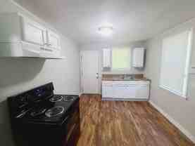 2620 Celia Ave - Photo 1 of 1