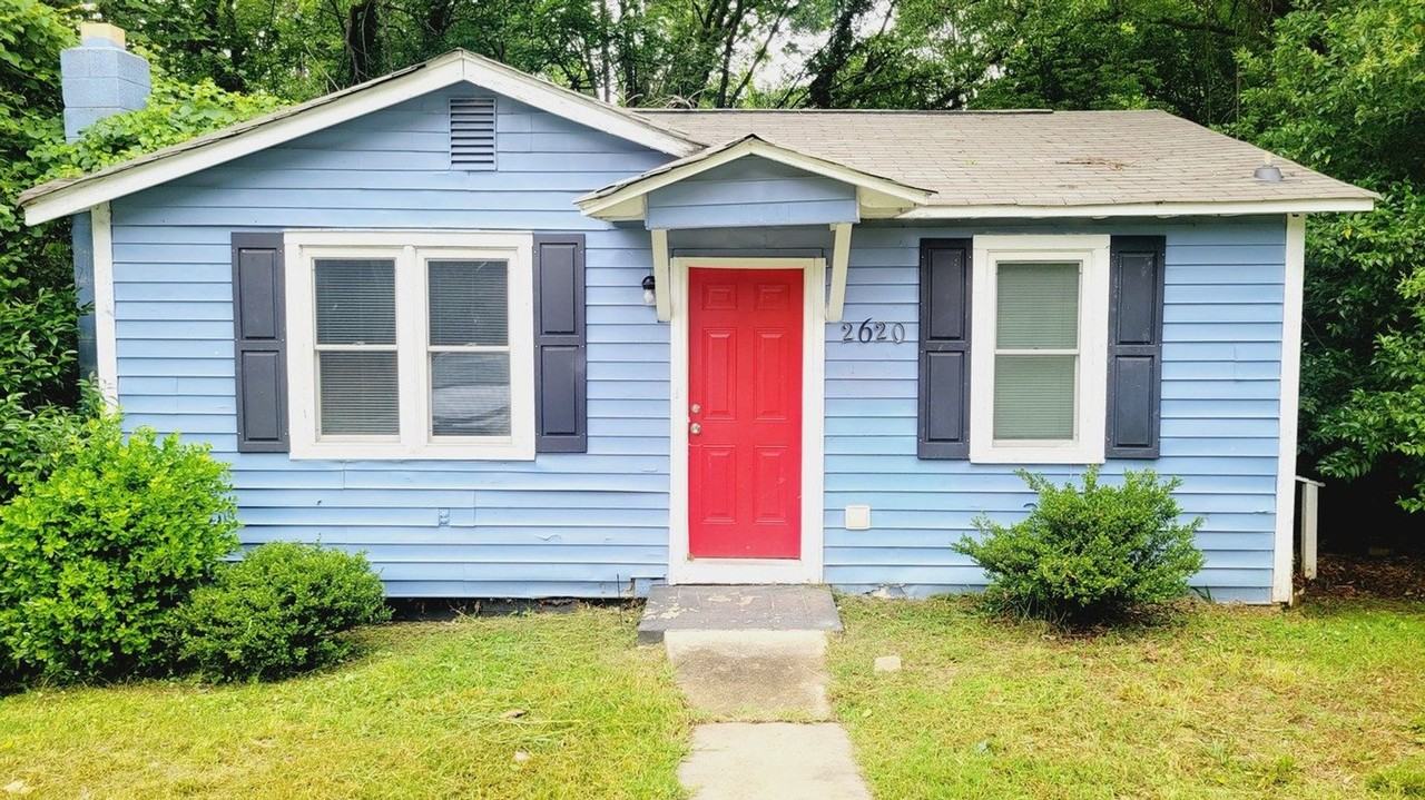 2620 Celia Ave - Photo 2 of 12