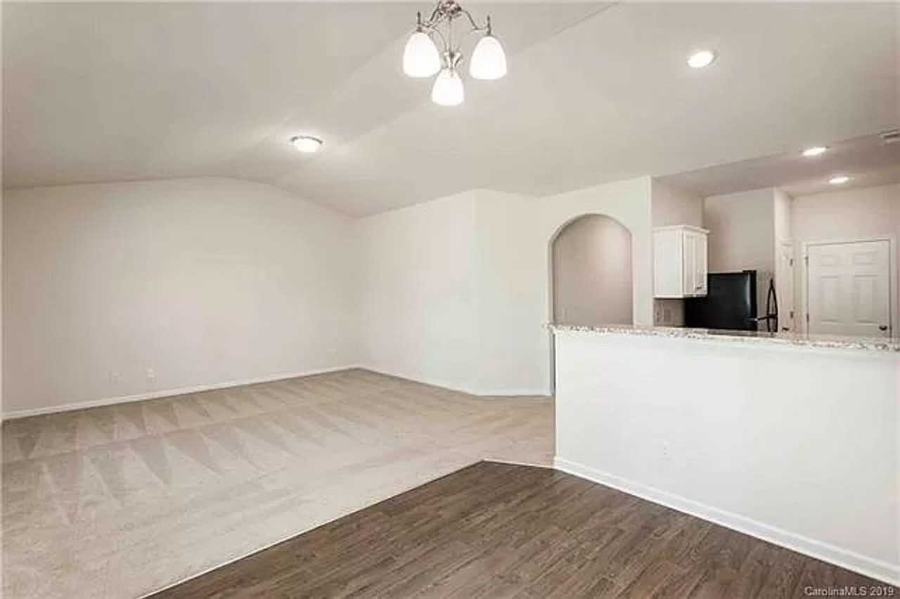 6707 Jerimoth Dr - Photo 6 of 7