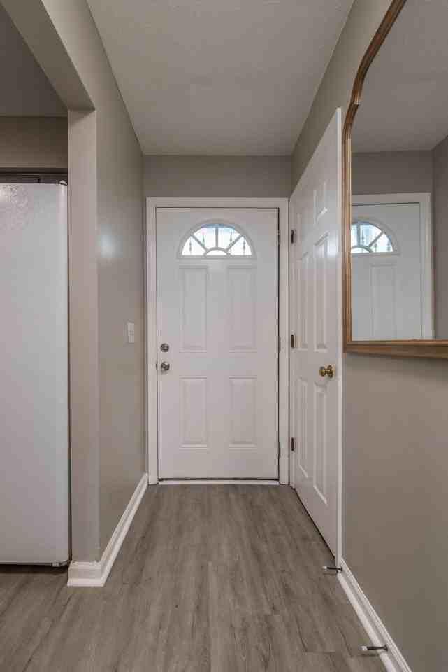 1219 Arlington Dr - Photo 2 of 12