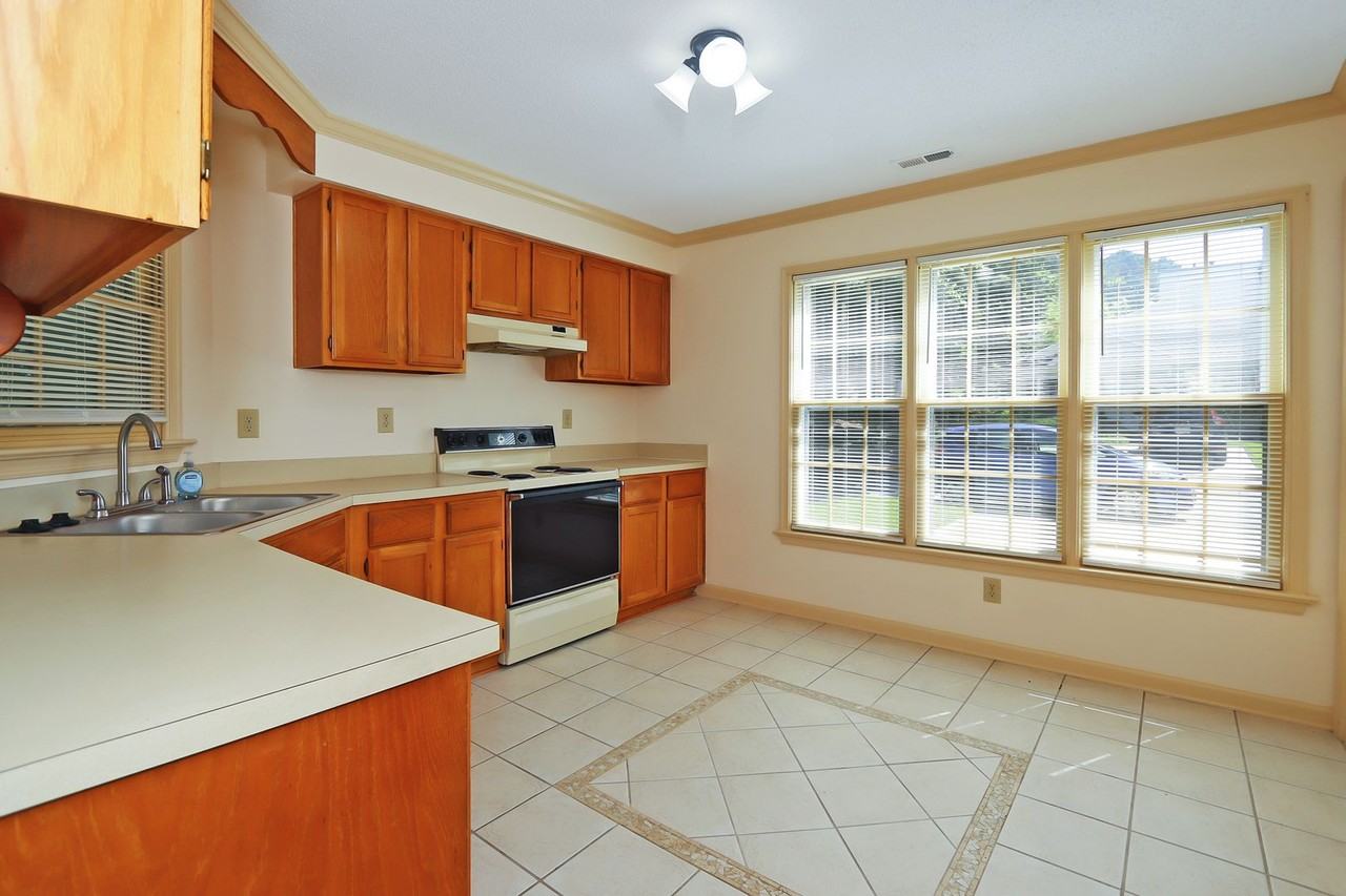 109 Larkspur Holw - Photo 7 of 21