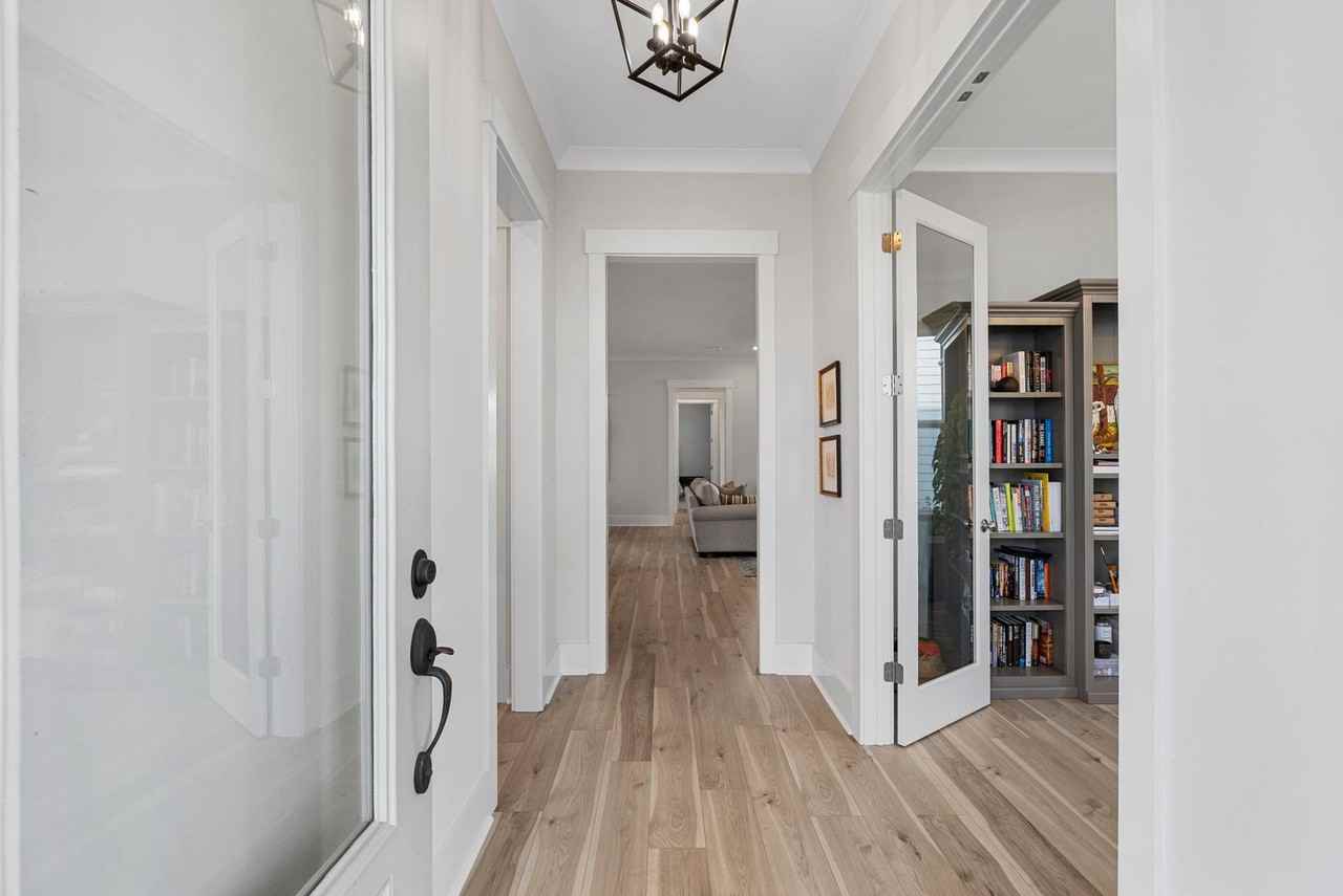 467 Cool Bend Ln - Photo 2 of 39