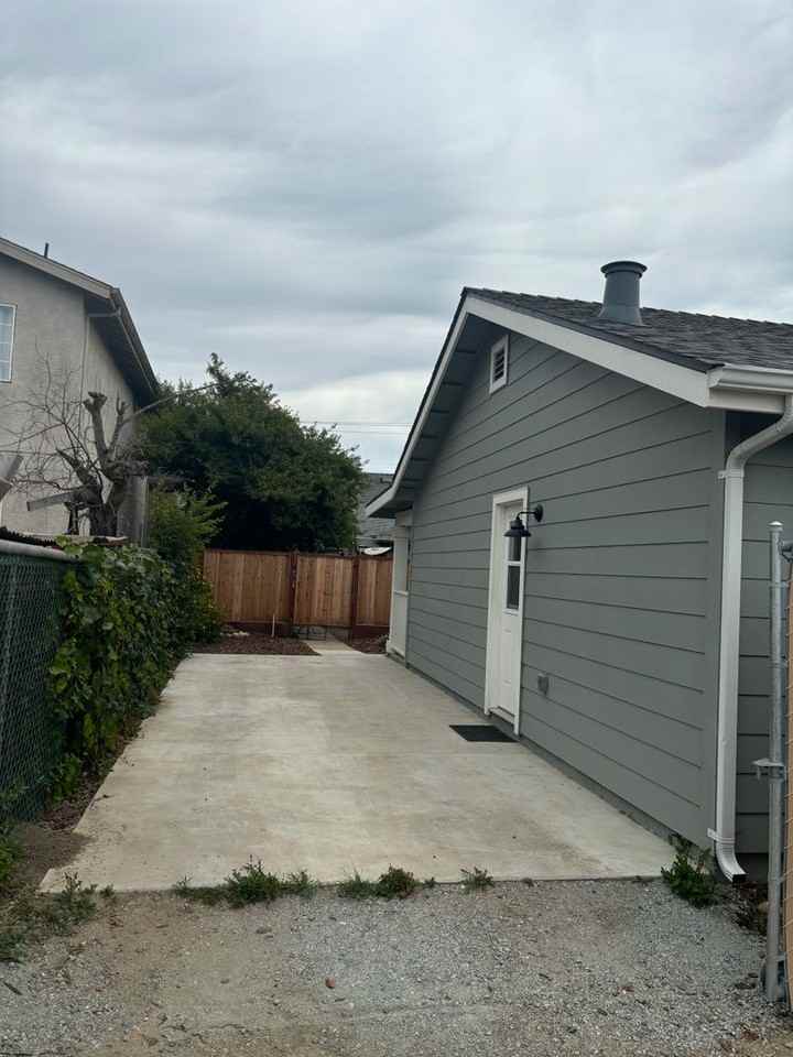 125A 5th St - Photo 3 of 14