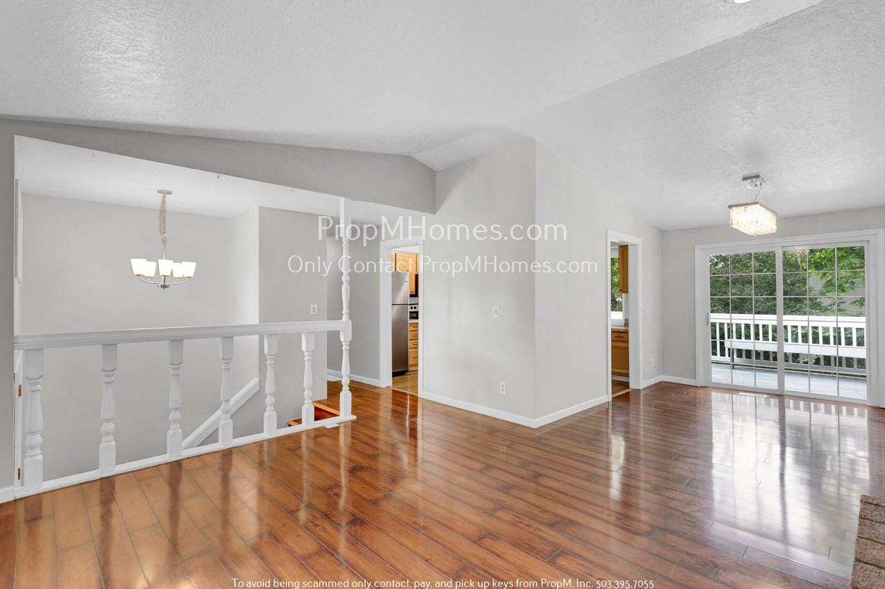 537 Sw 19th Pl - Photo 4 of 22