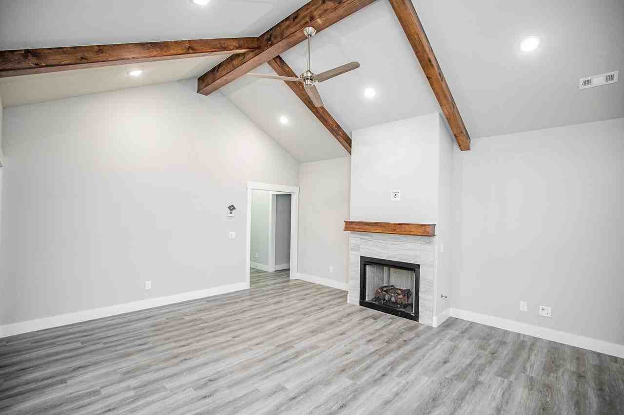1900 Seay Cir - Photo 3 of 27